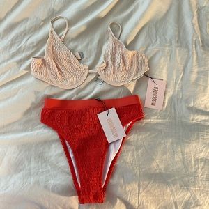 Misguided High Waist Bottoms in Rust & Tab Front Underwire Top in Cream